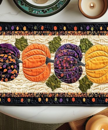 Pumpkin Spice Quilted Table Mat — Warm Autumn Spice Design, Quilted Padded Placemat for Fall Entertaining, Heat-Resistant & Machine-Friendly Care