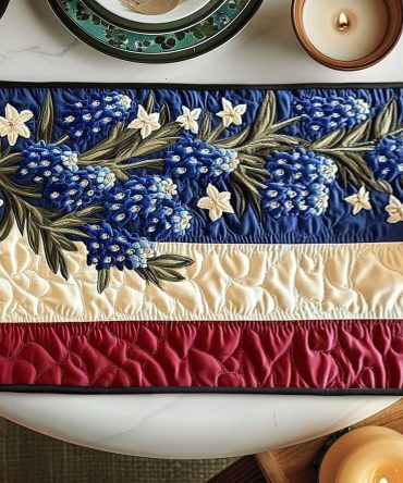 Texas Pride Quilted Placemat — Lone Star Table Mat, Southwestern Cotton Quilted Design, Durable Machine Washable, Perfect State-Themed Gift