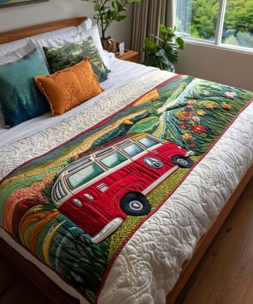 Premium Road-Trip Inspired Quilted Bed Runner — Boho Cotton Decorative Bed Scarf For Queen & King Beds, Reversible, Travel-Themed Home Accent