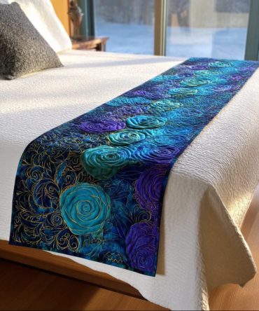 Rose Garden Whisper Quilted Bed Runner — Vintage Rose Pattern, Romantic Bed Accent For Shabby Chic & Cottage Bedrooms, Soft Cotton