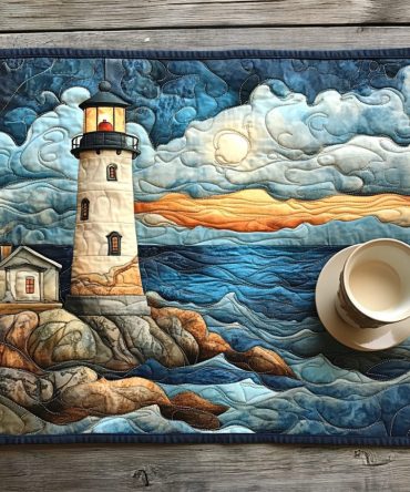 Nautical Sea Lantern Quilted Placemat — Coastal Lantern Table Accent with Durable Cotton-Blend, Thick Padding, Machine-Washable & Heat-Resistant