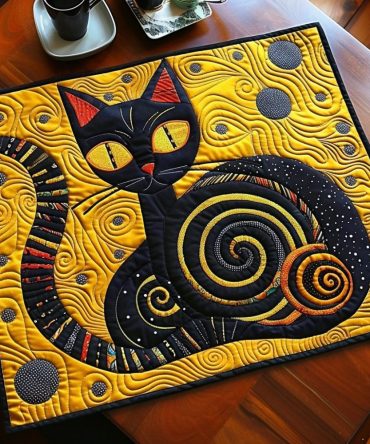 Secret Garden Cat Quilted Placemat — Floral Cat Table Mat, Cotton Quilted, Stain-Resistant, Machine Washable, Charming Kitchen Accent