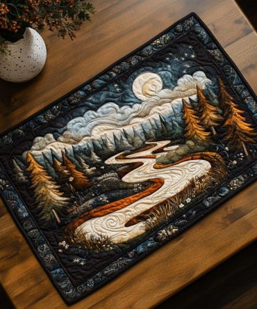 Sunset Horizon Quilted Table Placemat — Warm Gradient Cotton Dining Mat, Padded & Heat-Resistant, Machine Washable Accent