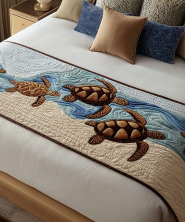 Swimmy Shell Coastal Quilted Bed Runner - Seashell Beach House Bedding Accent, Light Reversible Runner, Soft Cotton Blend, Easy Care
