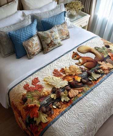 Autumn Squirrel Quilted Bed Runner — Fall Woodland Bedding Accent, Cozy Quilted Throw With Leaf & Squirrel Motif, Machine Washable For Seasonal Decor