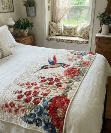 Homestead Harmony Quilted Bed Runner — Farmhouse Decorative Bed Scarf For Queen & King Beds, Cozy Textured Accent & Easy Care — Country Style