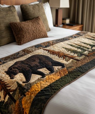 Timberline Rustic Quilted Bed Runner – Premium Cabin Bedding Accent For King & Queen Beds, Soft Cotton Blend, Machine Washable