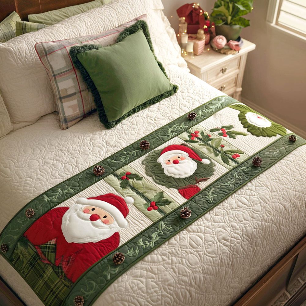 Winter Berries Quilted Bed Runner - Festive Berry-Themed Bedding Accent, Reversible Quilted Throw For Queen & King Beds, Classic Holiday Styling
