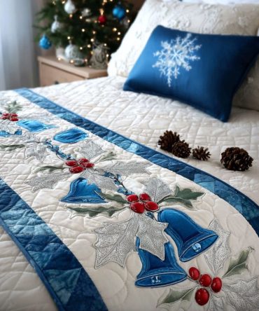 Winter Ring Quilted Bed Runner – Elegant Snowflake & Ring Motif Bedding Accent, Refined Quilting, Soft Cotton-Blend Finish