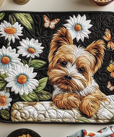 Yorkshire Terrier Quilted Placemat — Cute Yorkie Table Mat for Dog Lovers, Soft Cotton, Non-Slip Backing, Perfect Gift for Pet Owners