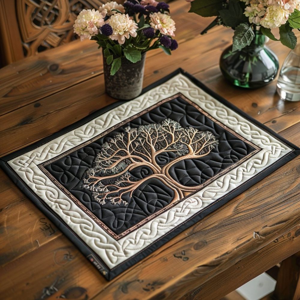 Antique Celtic Tree Quilted Placemat — Heritage-Inspired Table Mat, Intricate Knotwork Design, Durable Quilting, Machine-Washable