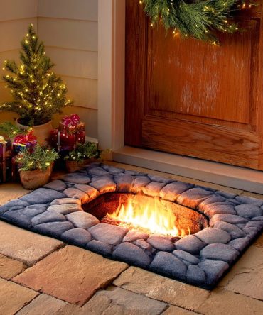 Rustic Fire Gathering Outdoor Doormat — Campfire & Cozy Design Welcome Rug, Heavy-Duty Durable Porch Mat, Non-Slip Dirt-Trapping Rustic Entry Rug
