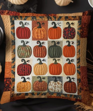 Autumn Pumpkin Quilted Pillowcase — Harvest Throw Pillow Cover With Pumpkin Motif, Fall Decorative Accent For Thanksgiving & Cozy Living
