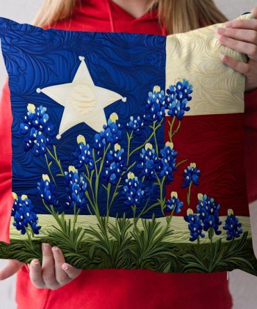 Texas Pride Quilted Accent Pillow Cover – Bold State-Themed Decorative Pillowcase For Sofa, Bed & Porch, Soft Quilted Finish