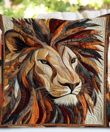 Majestic Mane Quilted Throw Pillow Cover — Regal Lion-Inspired Decorative Cushion, Soft Cotton Blend For Classic & Safari-Themed Rooms