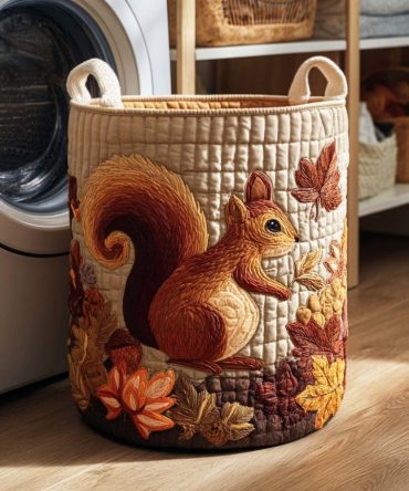 Acorn Tales Quilted Laundry Hamper — Autumn-Inspired Foldable Fabric Basket For Closet, Bedroom & Rustic Home Decor