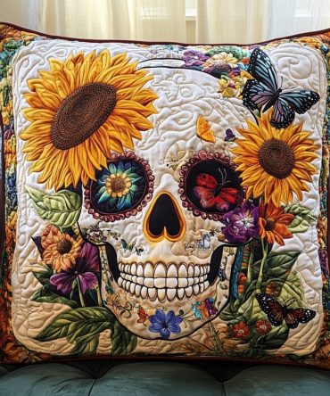 Artistic Skull Quilted Accent Pillow Cover — Contemporary Skull Illustration Decorative Throw For Statement Interiors, Machine Washable, Premium Finish