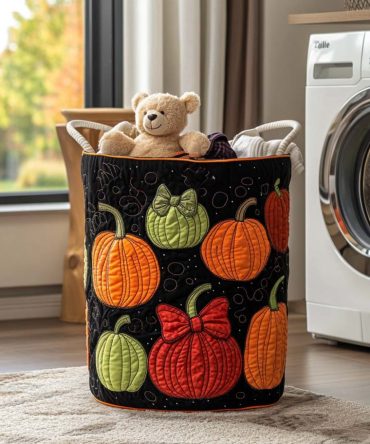 Autumn Delight Quilted Laundry Hamper — Warm Collapsible Fabric Basket With Spacious Interior & Sturdy Handles For Stylish Home Storage
