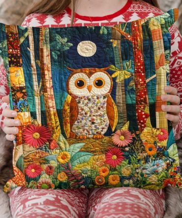 Autumn Hoots Quilted Owl Pillow Cover — Rustic Fall Decorative Throw Pillowcase For Sofa, Cabin & Nursery
