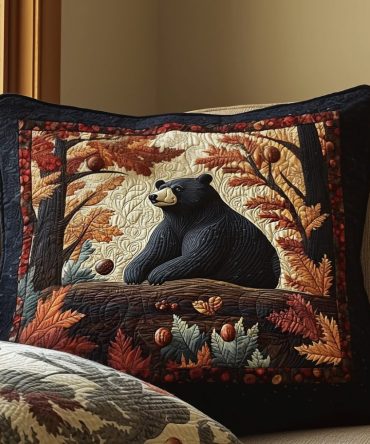 Vintage Black Bear Quilted Accent Pillow Cover — Cabin & Lodge Throw Pillow Sham For Autumn, Rustic Mountain Home Decor