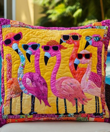 Bold Flamingo Vibrant Quilted Pillow Cover - Eye-Catching Pink Flamingo Design, Thick Quilting, Soft Feel Accent Pillowcase For Home Decor