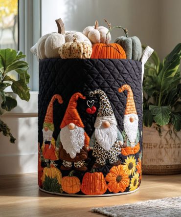 Boo Beard Quilted Laundry Hamper — Charming Ghost-Themed Fabric Storage Basket, Collapsible Organizer With Handles For Seasonal & Everyday Use