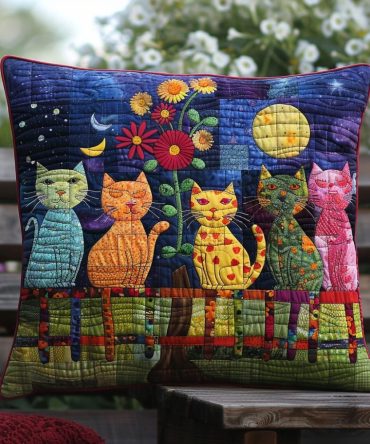 Charming Cat Parade Quilted Cushion Cover – Colorful Cat Pattern Accent For Sofa, Bed & Nursery (Premium Quilted Texture, Gift-Ready)