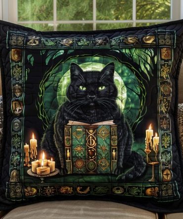Celtic Black Cat Quilted Throw Pillow Cover — Intricate Knotwork & Dark-Fantasy Charm For Living Room, Bedroom & Seasonal Decor