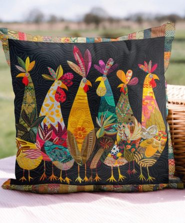 Bold Rooster Quilted Pillow Cover — Farmhouse Rooster Throw For Rustic Living Room & Kitchen, Machine-Washable Accent