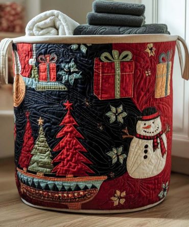 Christmas Portal Quilted Fabric Hamper — Festive Foldable Laundry Basket With Handles For Holiday Storage, Gifts & Home Organization