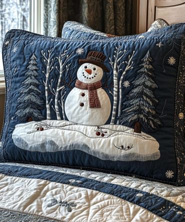 Festive Quilted Holiday Pillow Sham, Cozy Christmas Throw Pillow Cover For Bed & Sofa, Soft Quilted Texture, Machine Washable