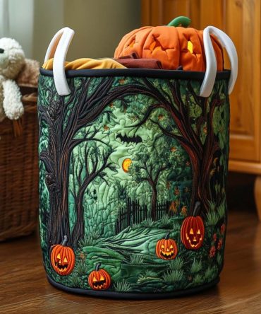 Creepy Cutie Quilted Laundry Hamper - Adorable Spooky Fabric Storage Basket With Handles, Large Foldable Laundry Organizer For Kids & Seasonal Decor, Washable