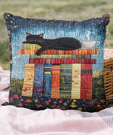 Cuddle Cat Dream Quilted Pillow Cover — Whimsical Cat Design Decorative Throw Pillowcase, Soft Texture, Easy-Care Favorite