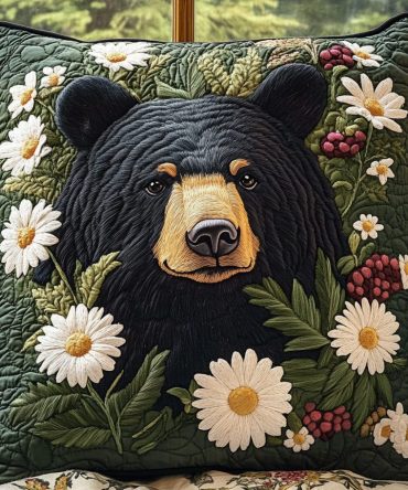 Sunny Daisy Quilted Pillow Cover — Daisy Comfort Throw Pillowcase For Cheerful Spring Decor & Casual Living Spaces