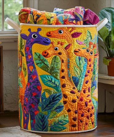 Dot Dot Giraffe Quilted Laundry Hamper — Cute Giraffe Polka Dot Print, Foldable Kids’ Laundry Basket With Easy-Carry Handles