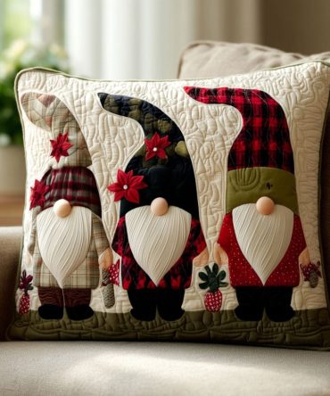 Evergreen Glow Quilted Pillow Cover — Festive Pine Motif, Soft Quilting With Subtle Shine, Zippered Removable Case For Holiday & Winter Décor