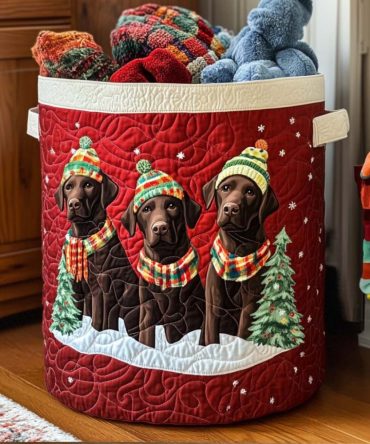 Festive Pals Quilted Laundry Hamper – Cheerful Holiday Print Foldable Fabric Basket With Handles, Durable Washable Organizer For Gifts & Laundry