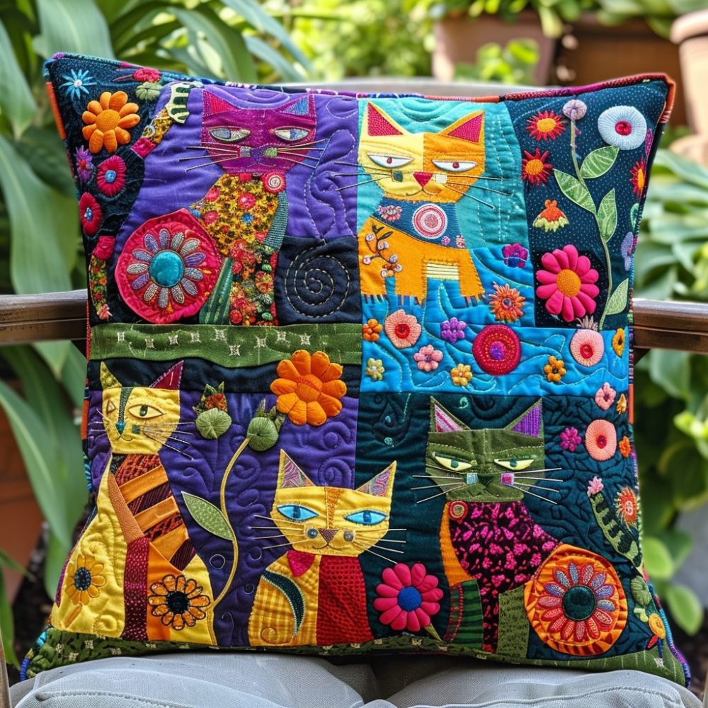 Floral Colorful Cats Quilted Pillow Cover - Bright Decorative Pillow Sham, Soft Cotton, Stylish Accent For Living Areas And Bedrooms