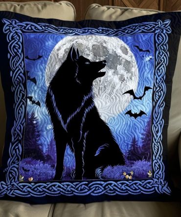 Forest Night Wolf Quilted Pillow Cover — Cozy Woodland Throw Pillow Case With Dark Forest Wolf Print For Rustic & Modern Homes