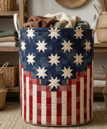 Freedom Star Quilted Laundry Hamper - Patriotic Patchwork Hamper, Foldable Heavy-Duty Fabric Basket With Handles For Everyday Use