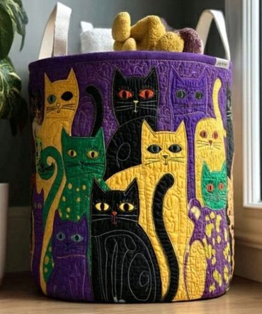 Gilded Paws Carnival Quilted Laundry Hamper - Luxe Gold-Accent Cat & Mask Print Collapsible Basket For Elegant Storage Spaces