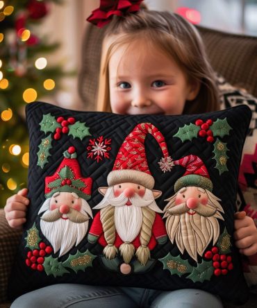Yuletide Magic Quilted Gnome Pillow Cover - Festive Cotton-Blend Throw Case, Textured Holiday Accent For Living Room & Bed