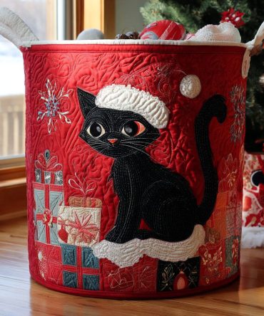 Holiday Whiskers Quilted Laundry Hamper - Decorative Foldable Laundry Basket With Cute Cat Pattern For Seasonal Use