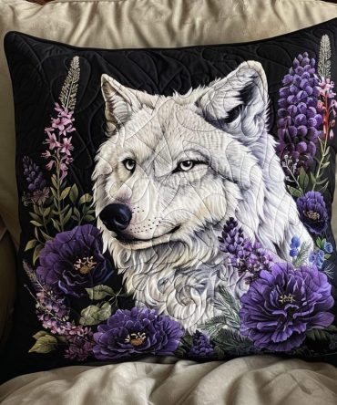Majestic Wolf Quilted Pillow Cover – Bold Wilderness Animal Throw Pillowcase, Quilted Accent For Cabin, Lodge & Rustic Home Styling