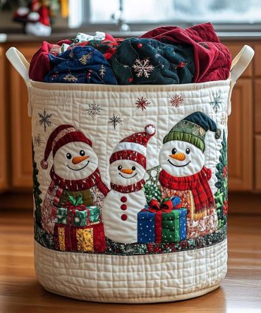 Merry Snowmen Quilted Holiday Laundry Hamper - Charming Christmas Fabric Basket, Foldable Storage With Comfortable Handles