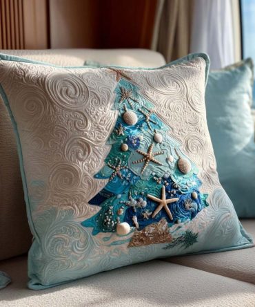 Merry Tides Quilted Holiday Pillow Cover — Festive Coastal Christmas Accent For Couch & Bed, Soft Machine-Washable