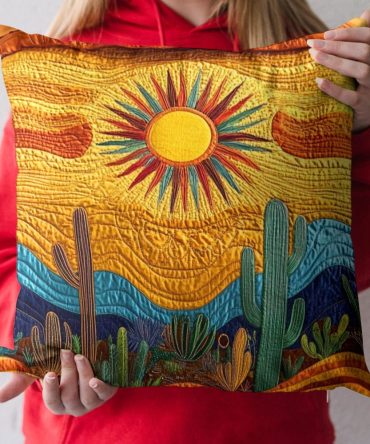 Wild West Glow Rustic Quilted Pillowcase — Vintage Western Accent Sham With Warm Tones, Durable Cotton-Blend For Living Spaces