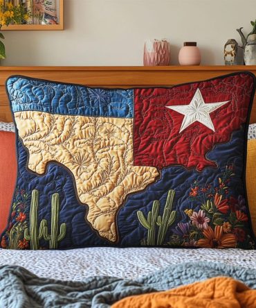 Texas Style Quilted Pillow Cover — Rustic Southwestern Quilted Pillowcase For Lone Star-Inspired Bedding, Living Rooms & Farmhouse Chic