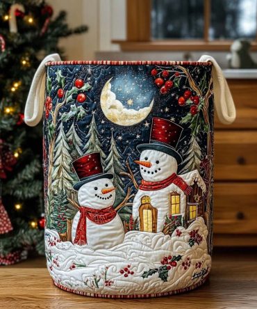 Moonlit Snowmen Quilted Laundry Hamper - Elegant Nightscape Fabric Basket For Winter Decor, Lightweight & Collapsible