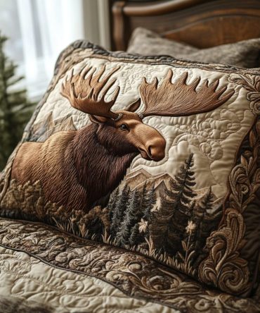 Rustic Moose Charm Quilted Decorative Pillow Cover - Lodge Style Bedding Sham For Cabin, Durable Cozy Cotton-Blend Finish
